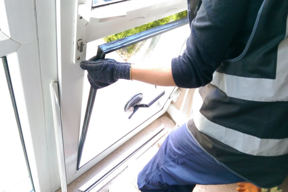 Double Glazing Repairs in Banstead, Woodmansterne, SM7
